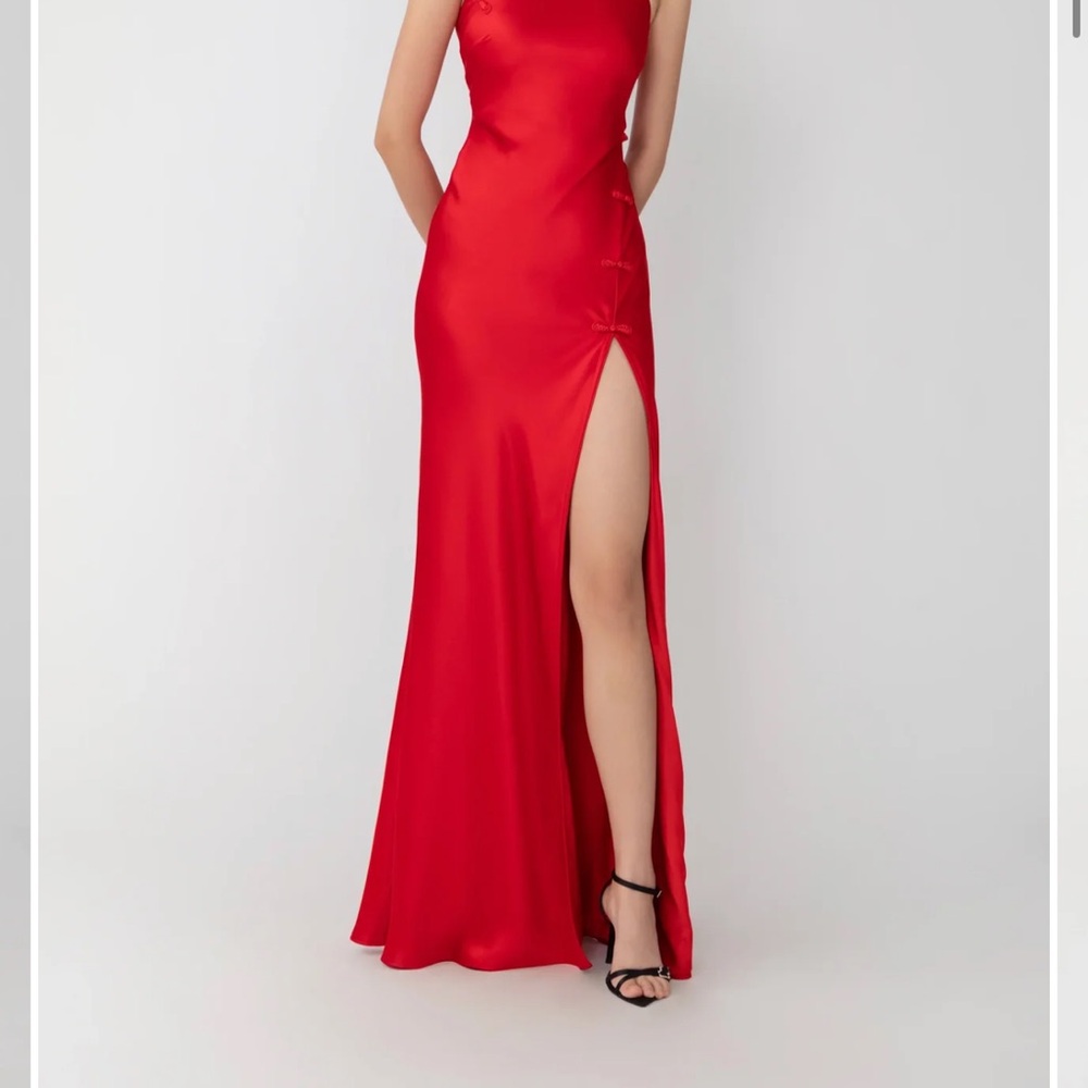 Elegant Red Satin Prom Dress